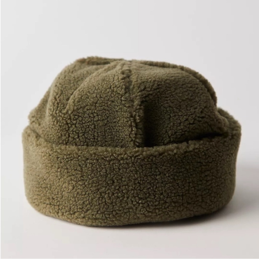 ISO Free People Sherpa Fisherman Cap